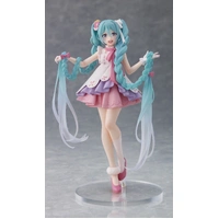 Hatsune Miku Wonderland Rapunzel Figure