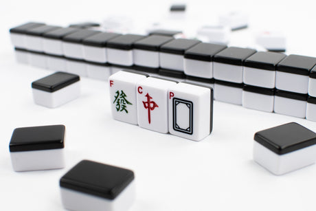 LPG Mahjong Travel Case - Classic Set w/ Black Tiles